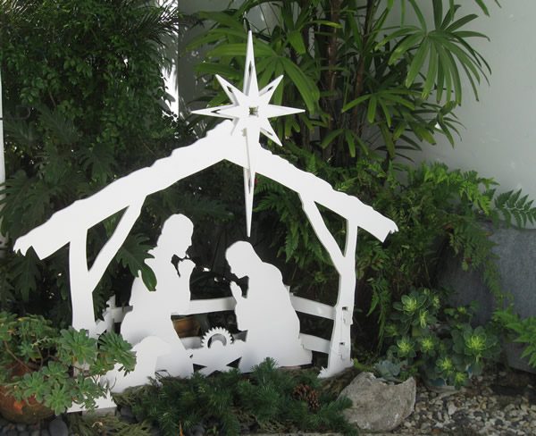 Medium Nativity Sets photo